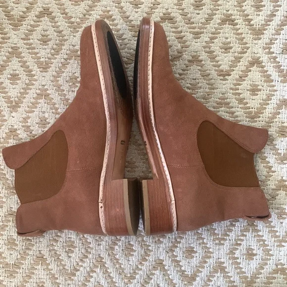 Oroton brown suede boots size 37 - Picture 3 of 7